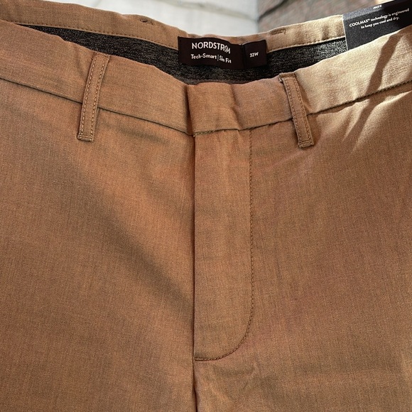 Nordstrom - Men’s Coolmax Stretch Tech Smart - Slim Fit - Chino Shorts -  32 - Picture 7 of 16